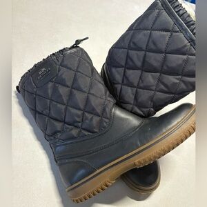 Coach Black Quilted Winter Boots